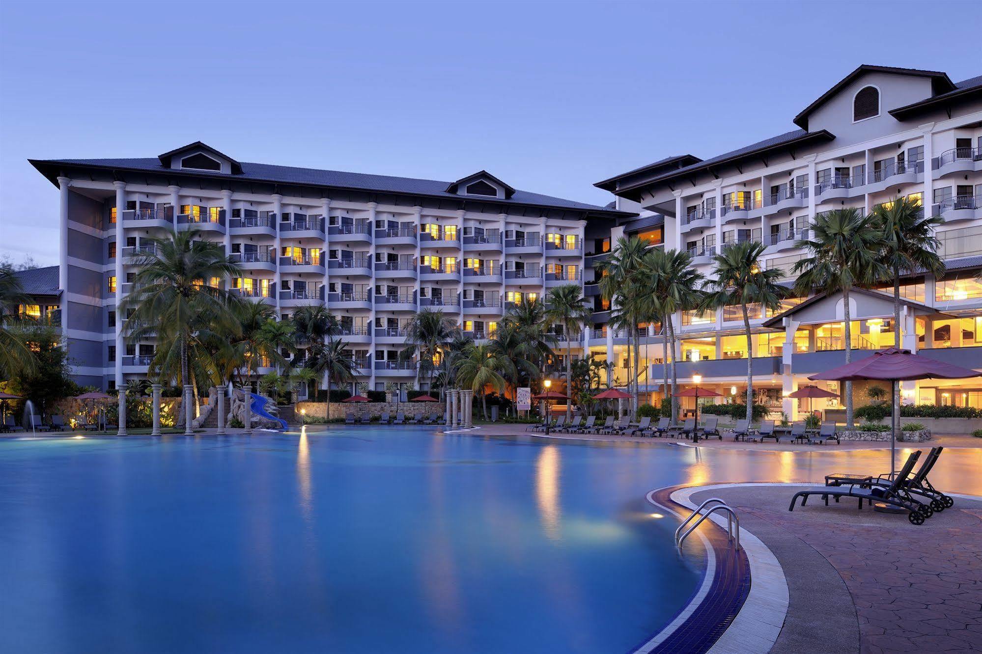 Thistle Port Dickson Resort מראה חיצוני תמונה The Royal